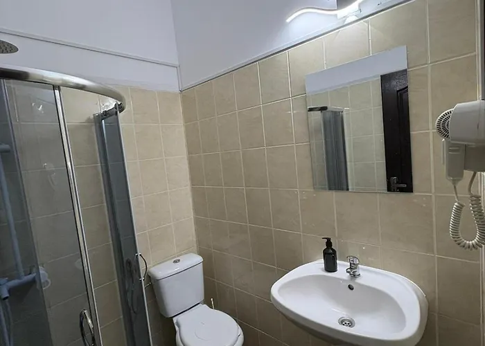 בית הארחה Ada