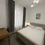 Pensión Ada 3*