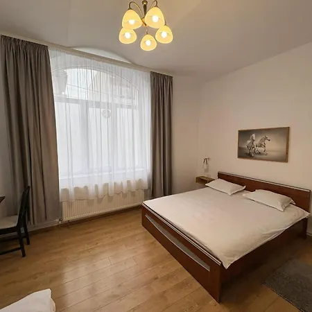 ゲストハウス Ada ブカレスト