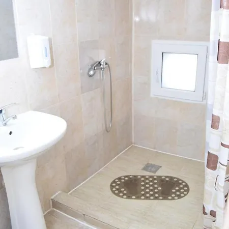 Ada Guest house